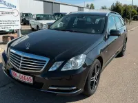 Gebraucht Mercedes E250 Elegance 204 PS (150 kW) 2012 Schwarz Kombi