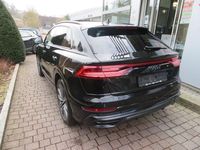 Gebraucht Audi Q8 S-Line 286 PS (210 kW) 2023 Schwarz SUV