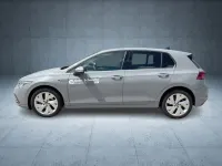 Gebraucht VW Golf VIII Style 131 PS (96 kW) 2022 Grau Limousine