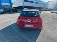 Gebraucht BMW 118 Sport Line 150 PS (110 kW) 2016 Rot Kleinwagen
