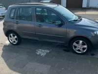Usata Mazda 2 80 CV (58 kW) 2004 Grigio Utilitaria