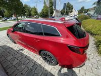 Neu Toyota Corolla 196 PS (144 kW) 2026 Karminarot metallic Kombi