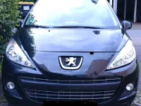 Gebraucht Peugeot 207 95 PS (69 kW) 2012 Schwarz Kombi