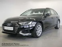 Gebraucht Audi A4 Advanced 163 PS (119 kW) 2022 Brillantschwarz Kombi