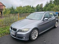 Gebraucht BMW 330 197 PS (144 kW) 2008 Grau Kombi