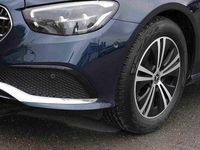 Gebraucht Mercedes E220 Avantgarde 200 PS (147 kW) 2022 Metalliclack nautikblau Limousine