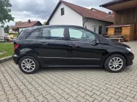 Gebraucht Mercedes B200 140 PS (102 kW) 2007 Schwarz Van / Kleinbus
