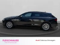 Gebraucht Audi A4 S-Line 204 PS (150 kW) 2022 Gletscherweiß metallic Kombi