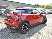 Gebraucht Mini Cooper S Coupé 184 PS (135 kW) 2012 Chili (solar) red Coupé