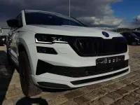 Neu Skoda Karoq SportLine 190 PS (139 kW) 2025 Moonweiß perleffekt SUV