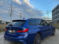 Gebraucht BMW 320 190 PS (139 kW) 2020 Blau Kombi