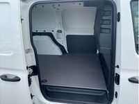 Neu VW Caddy Maxi 122 PS (89 kW) 2025 Weiß (candyweiß) Van / Kleinbus