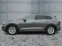 Gebraucht VW Touareg Elegance 231 PS (169 kW) 2025 Grau SUV