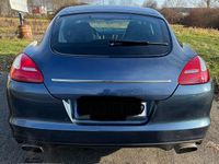 Gebraucht Porsche Panamera 300 PS (220 kW) 2012 Blau Kleinwagen