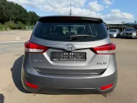 Gebraucht Hyundai ix20 125 PS (91 kW) 2014 Grau Kleinwagen