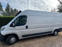 Gebraucht Peugeot Boxer 131 PS (96 kW) 2018 Silber Van