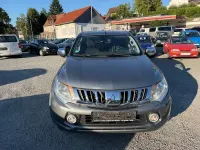 Gebraucht Mitsubishi L200 Plus 181 PS (133 kW) 2016 Grau Pickup