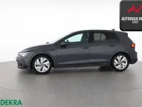 Gebraucht VW Golf VIII R-line 150 PS (110 kW) 2024 Delfingrau Limousine