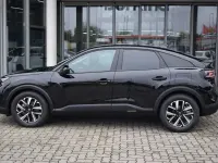 Neu Citroën C4 131 PS (96 kW) 2025 Perla neraschwarz lack Limousine