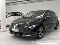 Gebraucht VW Golf VIII Active 116 PS (85 kW) 2023 Deep black perleffekt (schwarz) Limousine