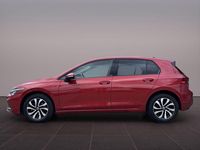 Gebraucht VW Golf VIII Active 110 PS (80 kW) 2021 Kings red metallic Limousine