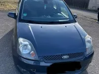 Gebraucht Ford Fiesta 85 PS (62 kW) 2007 Silber Kleinwagen