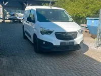 Usado Opel Combo 105 HP (77 kW) 2019 Branco Monovolume