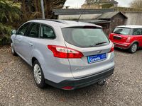 Gebraucht Ford Focus 105 PS (77 kW) 2012 Silber Kombi
