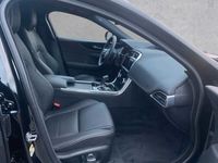 gebraucht Jaguar XE D200 R-DYNAMIC BLACK AWD Automatik ACC