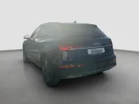 Gebraucht Audi Q5 Ambiente 299 PS (219 kW) 2022 Blau (navarrablau) SUV