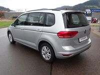 Gebraucht VW Touran Comfortline 150 PS (110 kW) 2022 Silber Van / Kleinbus