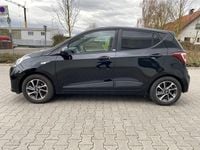 Gebraucht Hyundai i10 Passion 67 PS (49 kW) 2018 Schwarz Kleinwagen