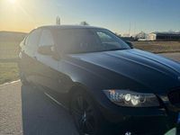Gebraucht BMW 320 170 PS (125 kW) 2010 Schwarz Limousine