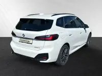 Gebraucht BMW 220 M Sport 163 PS (119 kW) 2025 Alpinweiss Coupé