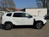 Gebraucht Dacia Duster Celebration 116 PS (85 kW) 2021 Gletscherweiss SUV
