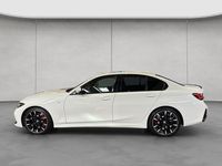 Gebraucht BMW 320 Sport Line 190 PS (139 kW) 2025 Alpinweiß uni Limousine