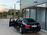 Gebraucht BMW 316 116 PS (85 kW) 2011 Schwarz Limousine