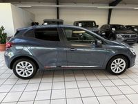 Gebraucht Renault Clio IV Experience 72 PS (52 kW) 2020 Grau Limousine