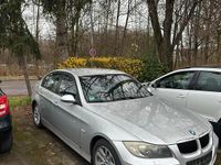 Gebraucht BMW 320 150 PS (110 kW) 2008 Silber Limousine
