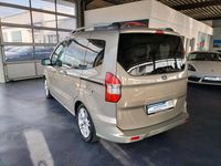 Gebraucht Ford Tourneo Courier Titanium 101 PS (74 kW) 2015 Grau Van / Kleinbus