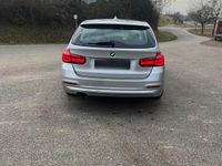 Gebraucht BMW 320 190 PS (139 kW) 2017 Grau Kombi