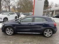 Gebraucht Mercedes GLA220 AMG line 184 PS (135 kW) 2017 Blau SUV