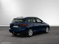 Gebraucht BMW 220 Active Tourer Sport Line 170 PS (125 kW) 2025 Night dusk blau Van / Kleinbus