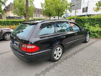 Gebraucht Mercedes E200 Avantgarde 136 PS (100 kW) 2007 Schwarz Limousine