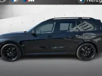 Neu BMW X7 M Sport 530 PS (389 kW) 2026 Schwarz SUV