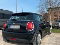 Second-hand Mini ONE 102 CP (75 kW) 2019 Negru Hatchback