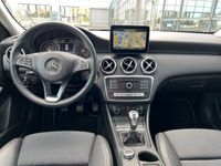 gebraucht Mercedes A180 BlueEfficiency Leder Navi PDc Sitzheiz AMG