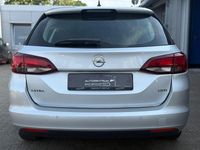 Gebraucht Opel Astra 136 PS (100 kW) 2016 Silber Kombi