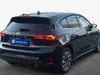 Neu Ford Focus Titanium 125 PS (91 kW) 2025 Schwarz Limousine