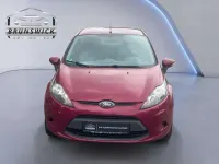 Gebraucht Ford Fiesta Trend 60 PS (44 kW) 2011 Hot magenta Kleinwagen